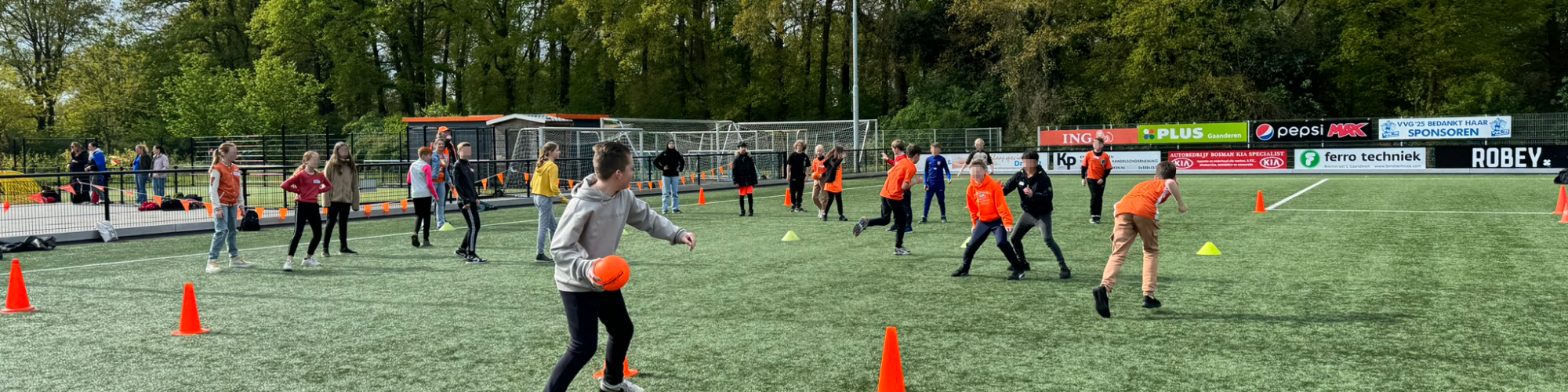 GAANDEREN TREFBAL